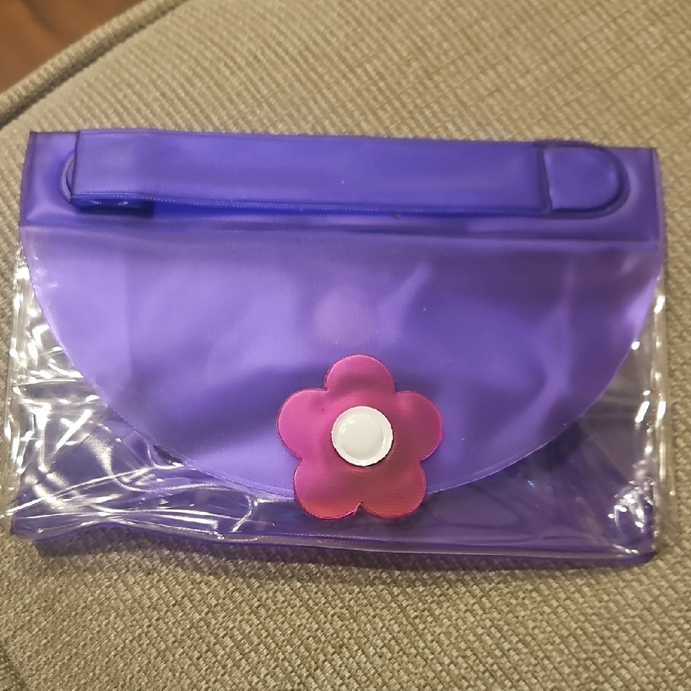 Purple Women’s Floral Clutch Bag